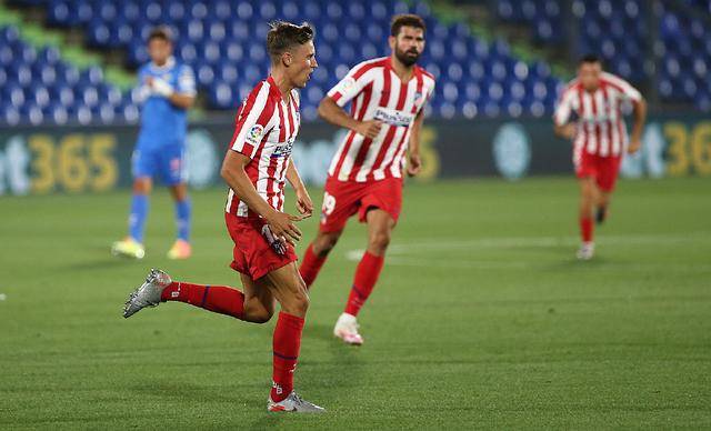  德甲积分榜混乱欧战席位悬念迭生  