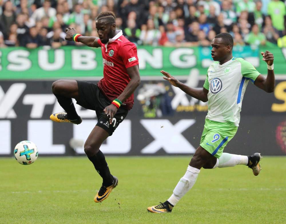  沃尔夫斯堡客场逼平门兴格拉德巴赫